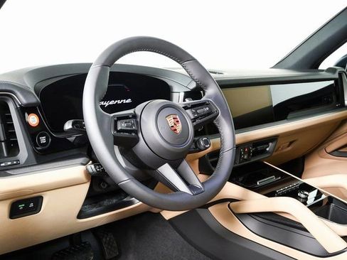 New 2026 Porsche Cayenne AWD/4WD image 4