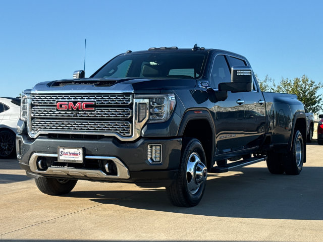 Used 2020 GMC Sierra 3500 Denali w/ Technology Package AWD/4WD image 3