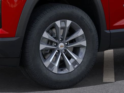 New 2026 Chevrolet Equinox LT w/ Convenience Package II AWD/4WD image 9