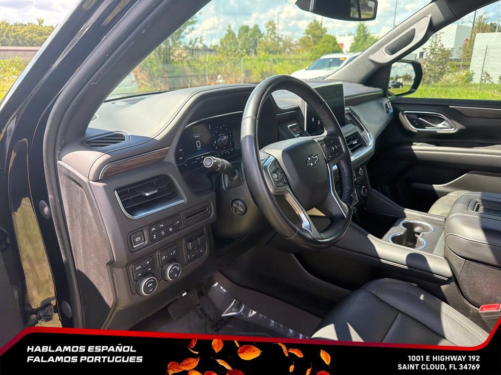 Used 2022 Chevrolet Tahoe Z71 w/ Z71 Off-Road Package AWD/4WD image 17
