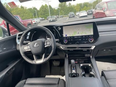 Used 2025 Lexus RX 350 AWD w/ Convenience Package image 8