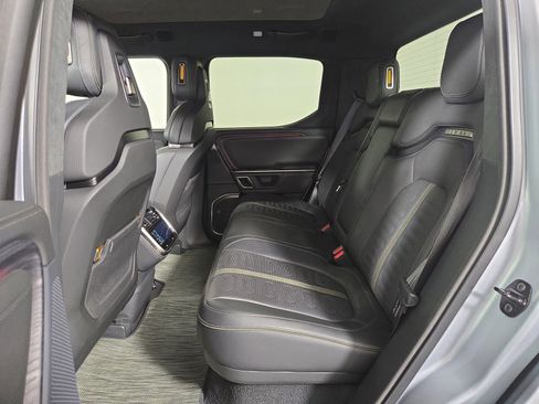 Used 2024 Rivian R1T Adventure image 21