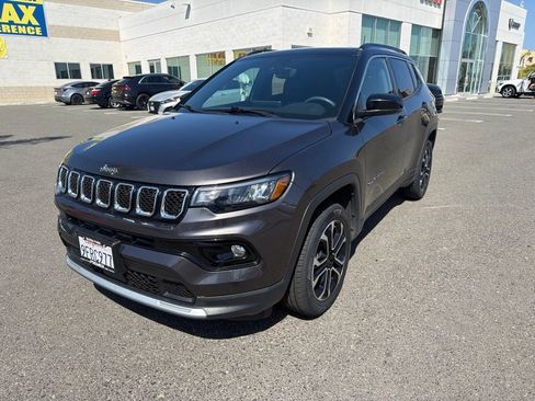 Used 2023 Jeep Compass Limited w/ Sun and Sound Group AWD/4WD image 1