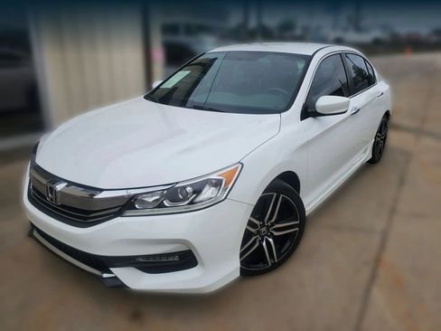 Used 2016 Honda Accord Sport image 6