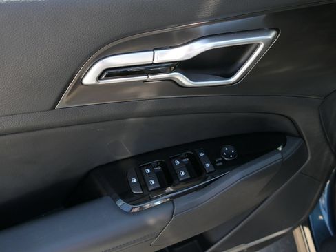 Used 2023 Kia Sportage EX AWD/4WD image 12