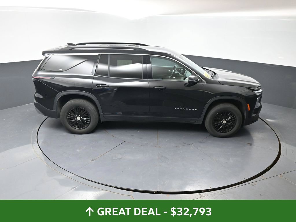 Used 2024 Chevrolet Traverse LT FWD image 50