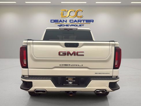 Used 2022 GMC Sierra 1500 Denali AWD/4WD image 4