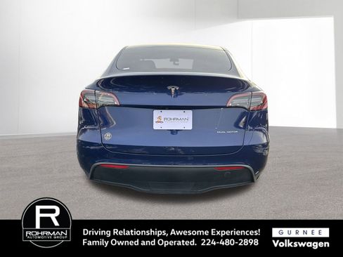 Used 2021 Tesla Model Y Long Range image 8