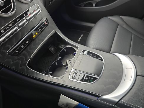 Used 2023 Mercedes-Benz GLC 300 4MATIC Coupe image 25