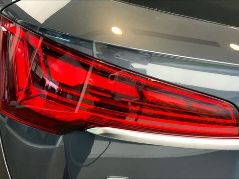 Used 2021 Audi Q5 Premium w/ Convenience Package image 27