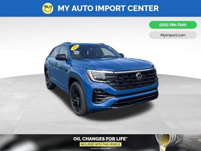 Used 2025 Volkswagen Atlas Cross Sport SEL R-Line