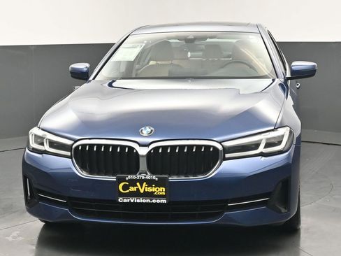Used 2023 BMW 530i xDrive w/ Convenience Package AWD/4WD image 8
