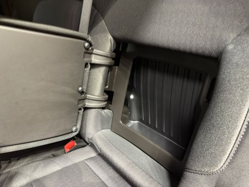 Used 2025 GMC Sierra 1500 Elevation w/ LPO, Elevation Black Package image 14