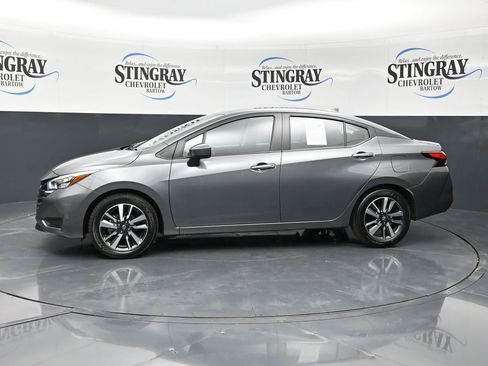 Used 2025 Nissan Versa SV FWD image 6