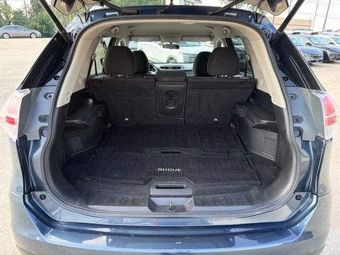 Used 2015 Nissan Rogue SV w/ SV Premium Package FWD image 13