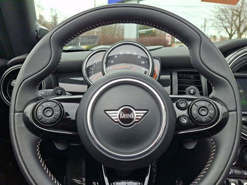 Used 2020 MINI Cooper S image 19