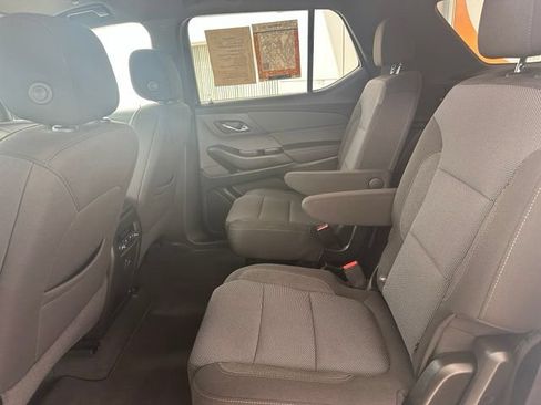 Used 2023 Chevrolet Traverse LT AWD/4WD image 27