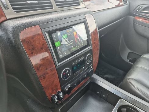 Used 2010 GMC Sierra 2500 SLT AWD/4WD image 28