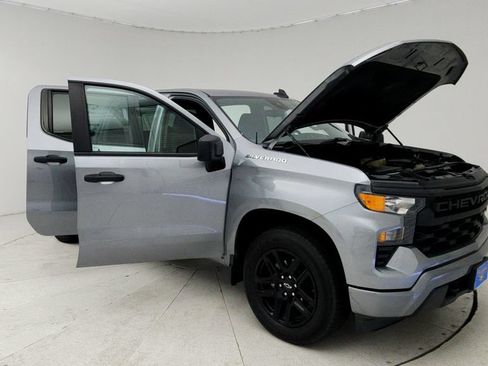 Used 2023 Chevrolet Silverado 1500 Custom RWD image 10
