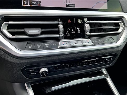 Used 2021 BMW 330i Sedan w/ M Sport Package image 38