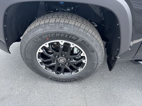 New 2026 Toyota Tundra SR5 AWD/4WD image 9