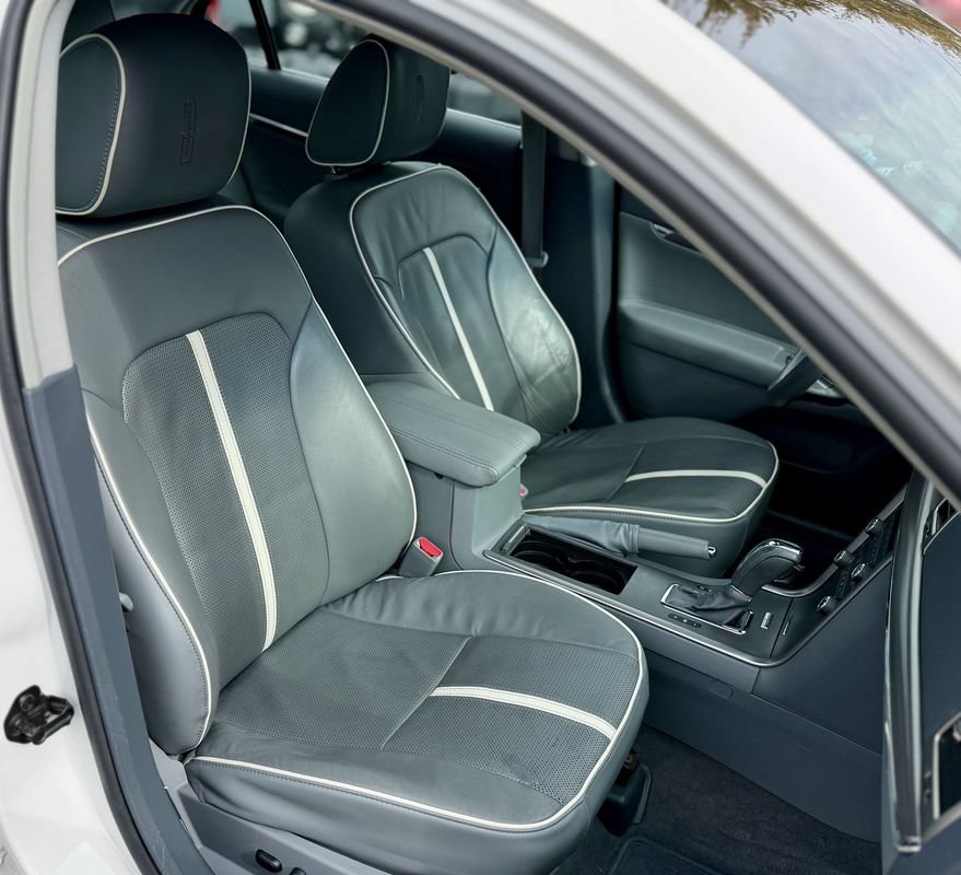 Used 2010 Lincoln MKZ AWD image 9