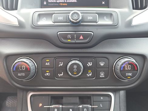 Certified 2023 GMC Terrain SLE w/ Driver Convenience Package FWD image 23