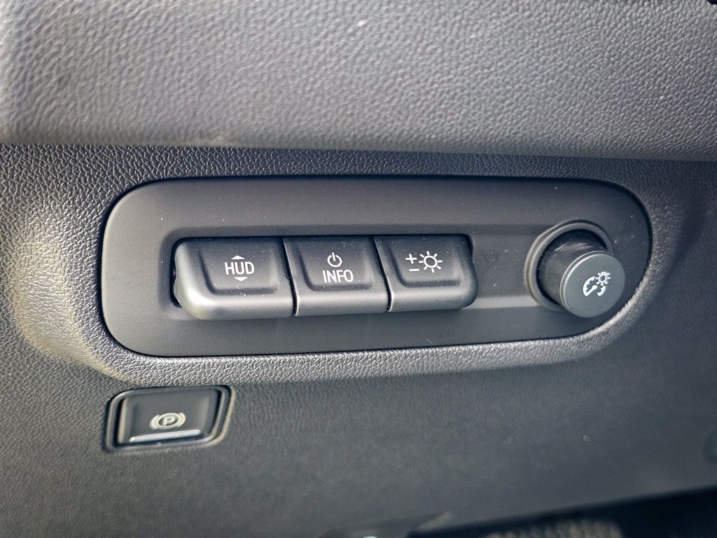 Used 2023 GMC Terrain SLT w/ Tech Package AWD/4WD image 16