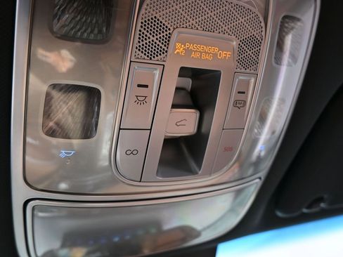 Used 2022 Genesis GV70 2.5T w/ Advanced Package image 30