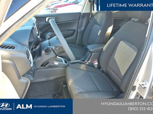 New 2026 Hyundai Venue SE FWD image 15