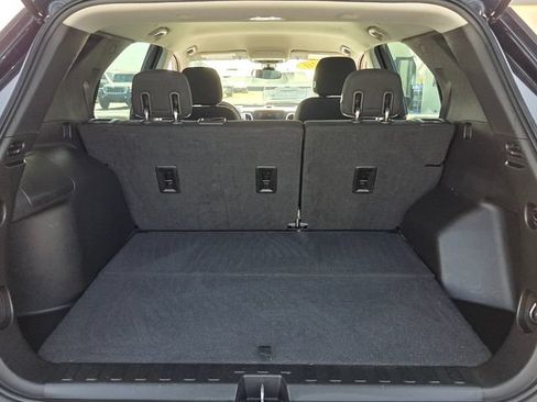 Used 2020 Chevrolet Equinox LS FWD image 13