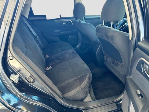 Used 2014 Nissan Altima 2.5 S w/ Sport Value Package FWD image 24