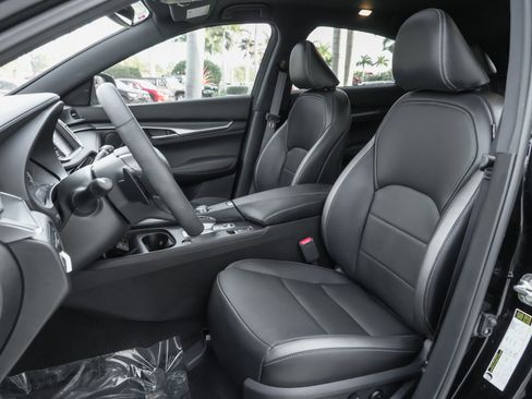 Used 2025 INFINITI QX55 Luxe w/ Cargo Package image 7