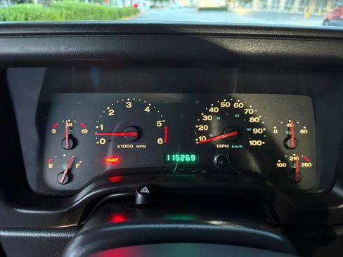 Used 2002 Jeep Wrangler Sport AWD/4WD image 10