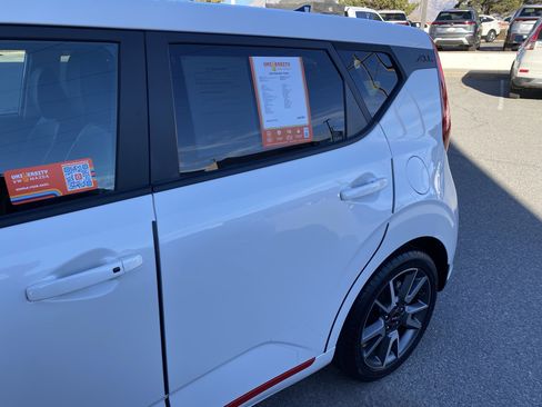 Used 2022 Kia Soul Turbo image 57