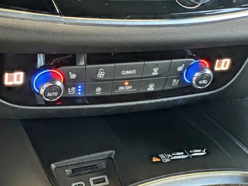 Certified 2023 Buick Enclave Avenir w/ Trailering Package, 5000 lbs. image 23