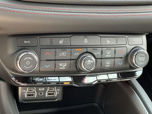 New 2026 Dodge Durango GT w/ Blacktop Package RWD image 25