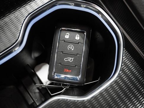 New 2026 Jeep Grand Cherokee L Limited image 32