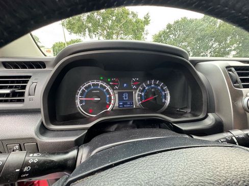 Used 2017 Toyota 4Runner SR5 RWD image 20