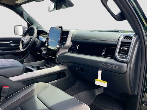 New 2026 RAM 1500 Laramie AWD/4WD image 31