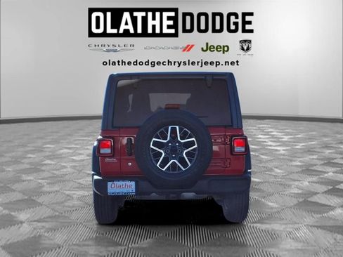 Used 2019 Jeep Wrangler Unlimited Sport S image 25