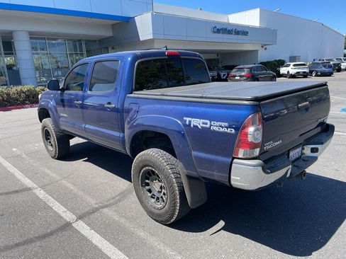 Used 2015 Toyota Tacoma PreRunner w/ TRD Off-Road Package RWD image 6