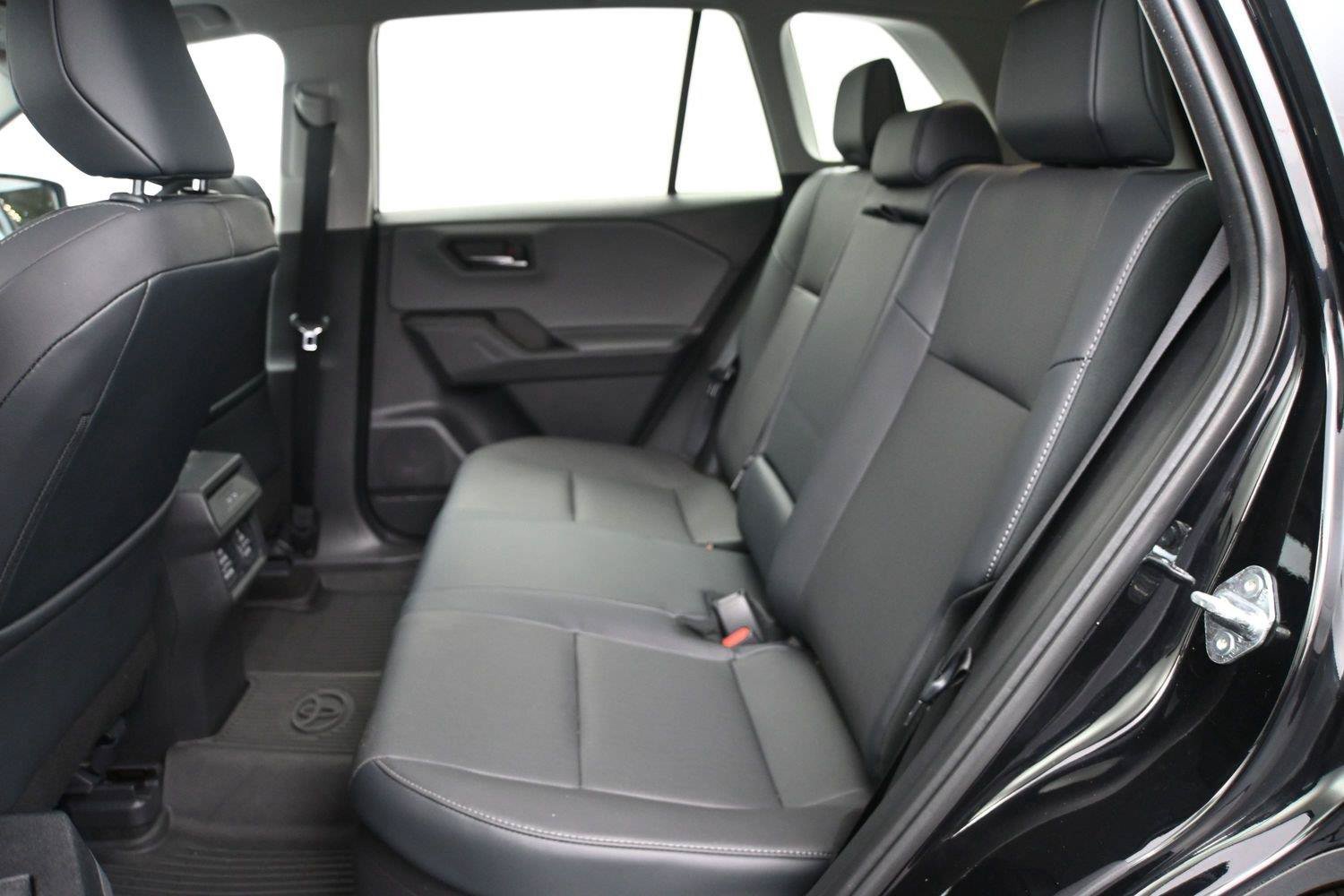 Used 2026 Toyota RAV4 XLE Premium w/ Panoramic Sun Roof Package AWD/4WD image 8