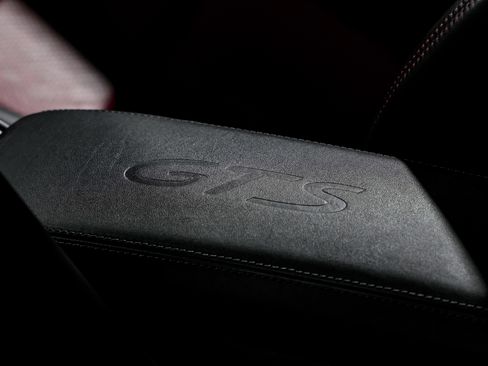 Used 2018 Porsche 911 Carrera GTS image 18