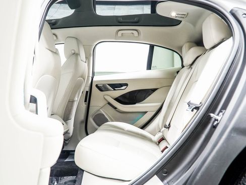 Used 2020 Jaguar I-PACE S image 42
