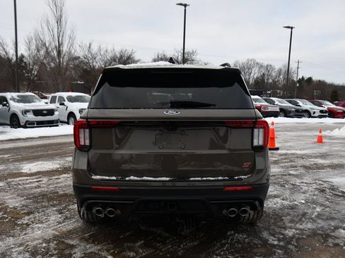 New 2026 Ford Explorer ST w/ Sun And Sound Package AWD/4WD image 5