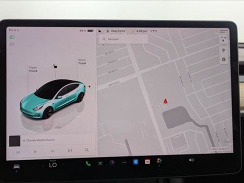 Used 2023 Tesla Model 3 Standard Range image 28