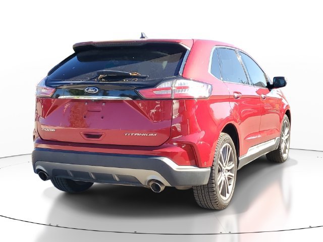 Used 2020 Ford Edge Titanium w/ Equipment Group 301A FWD image 4