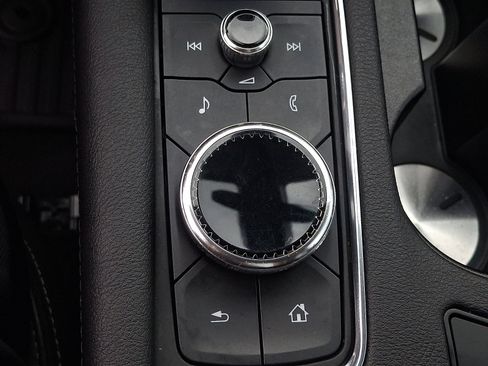 Used 2020 Cadillac XT6 Premium Luxury image 26