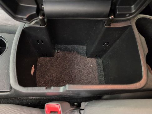 Used 2015 Toyota Tacoma PreRunner image 39